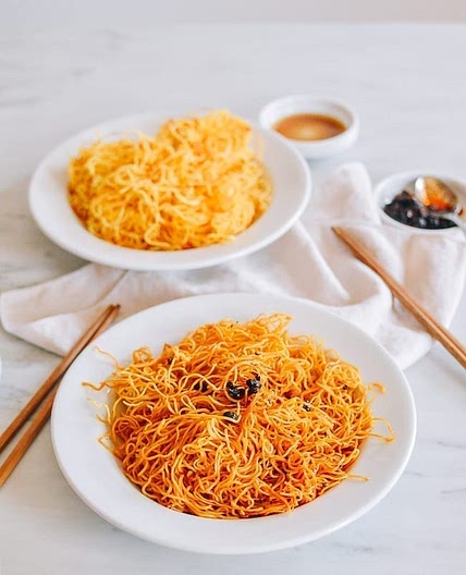 Simple, Spicy Pan-fried Noodles