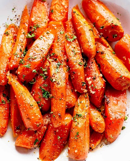Honey Garlic Butter Roasted Carrots