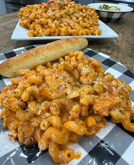 Crockpot Creamy Chicken Pasta