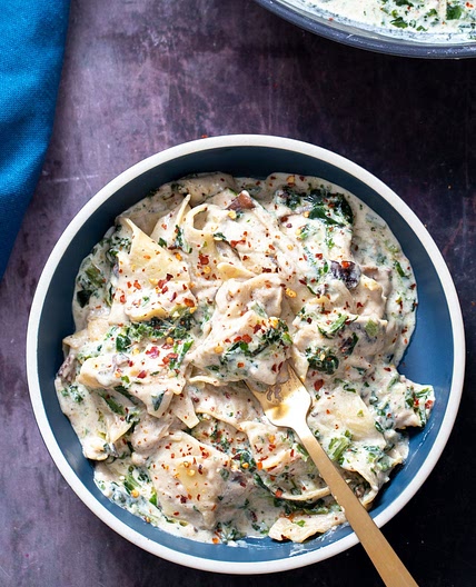 Vegan Spinach Alfredo Skillet Lasagna