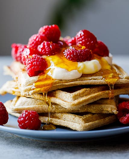 Easy healthy banana oat waffles