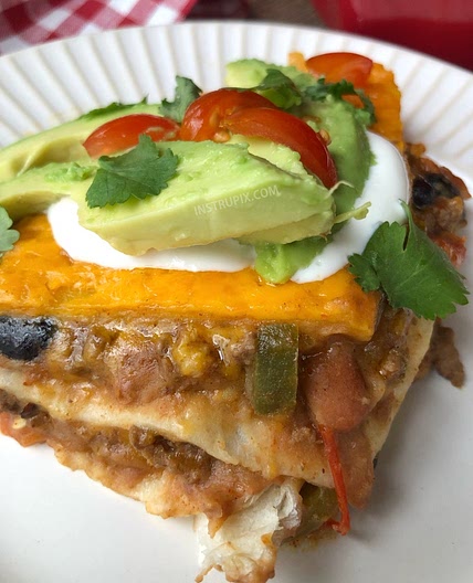 Cheesy Taco Lasagna (Fun and easy dinner idea!)