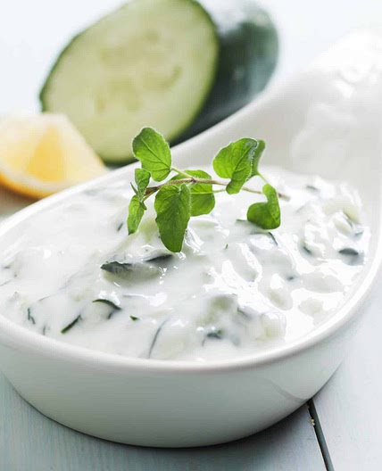 Talatouri recipe (Cypriot tzatziki sauce with mint)