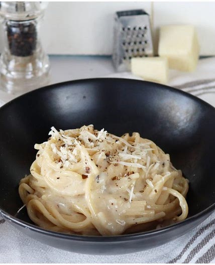 Pasta cacio e pepe