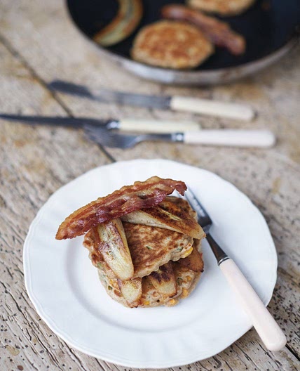 Healthy cheese & corn pancakes