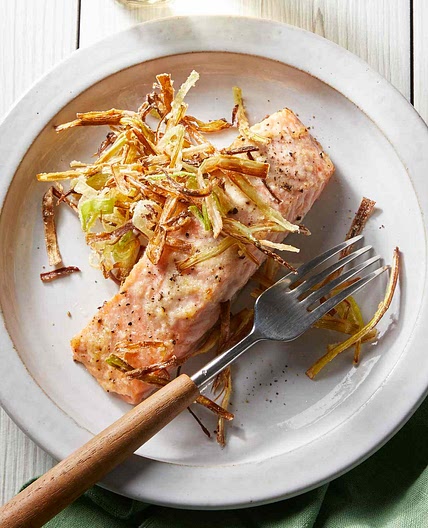 Horseradish-Crusted Salmon with Crispy Leeks