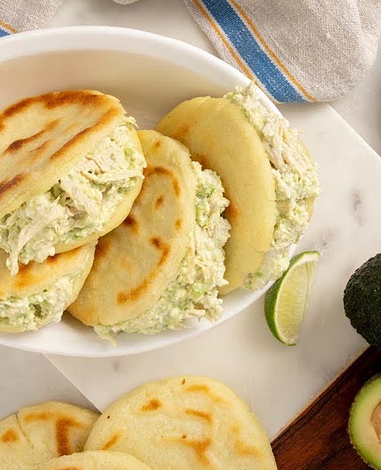 Reina Pepiada Arepas