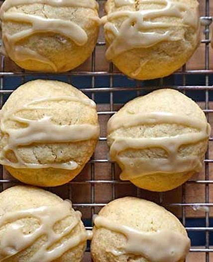 Maple Shortbread Cookies