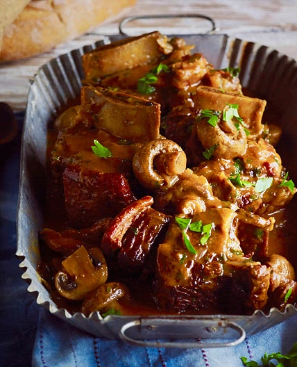 Slow-cooked beef rib bourguignon