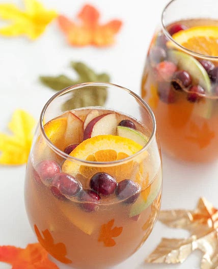 Thanksgiving Punch Recipe (with non alcoholic option!)