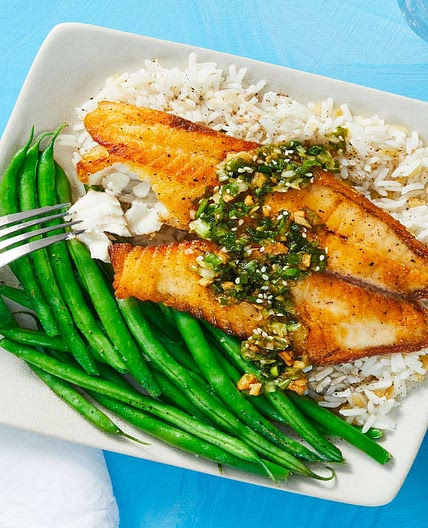 Tilapia with Scallion Sriracha Pesto over Ginger Rice with Green Beans