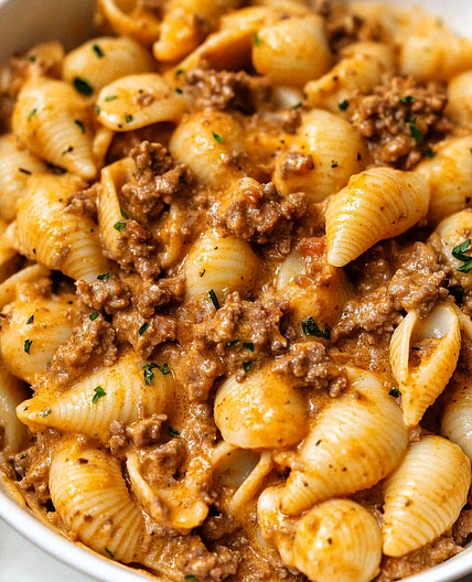 Easy Creamy Beef and Shells