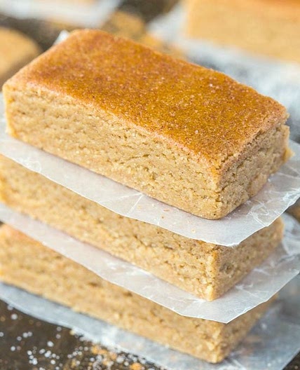 Apple Pie Protein Bars