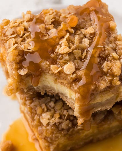 Caramel Apple Cheesecake Bars