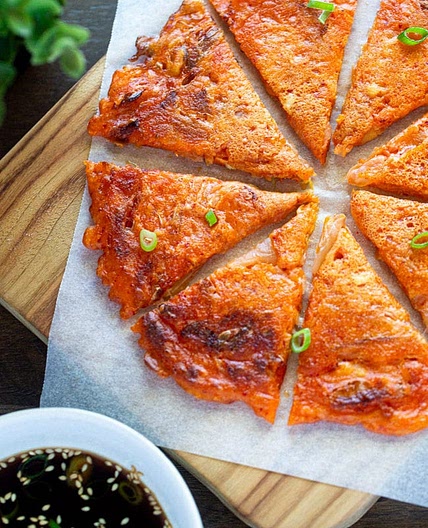 Crispy Kimchi Pancakes (Kimchi Buchimgae) – Easy, Authentic Korean Recipe