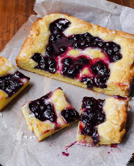 Lemon Blueberry Pie Pound Cake Recipe
