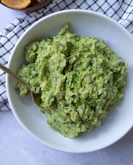 4 Ingredients Guacamole