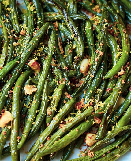 Roasted Green Beans with Garlic and Lemon