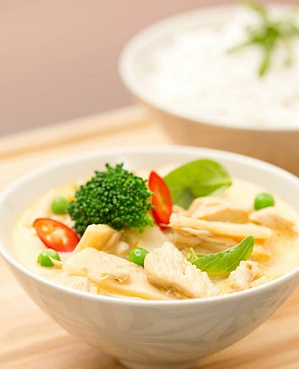 Thai red chicken curry