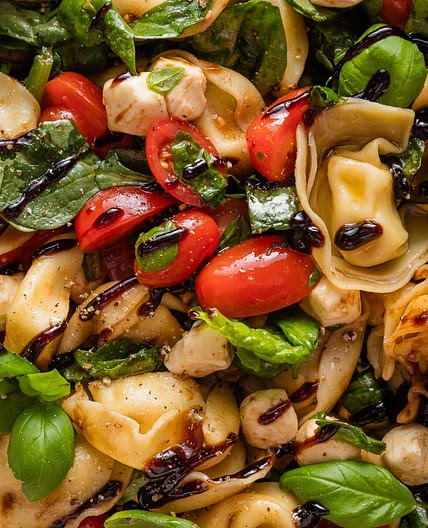 Balsamic Tortellini Caprese Salad