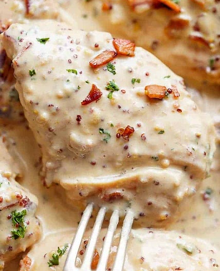 Creamy Honey Mustard Chicken With Crispy Bacon