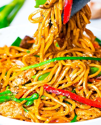 The Best Chicken Lo Mein