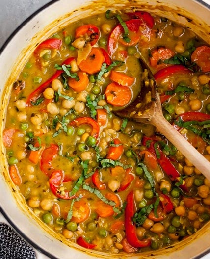 Healing Lemongrass Chickpea Thai Green Curry