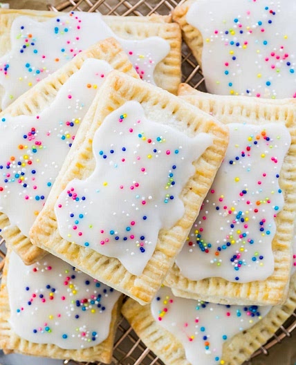 Homemade Strawberry Pop Tarts