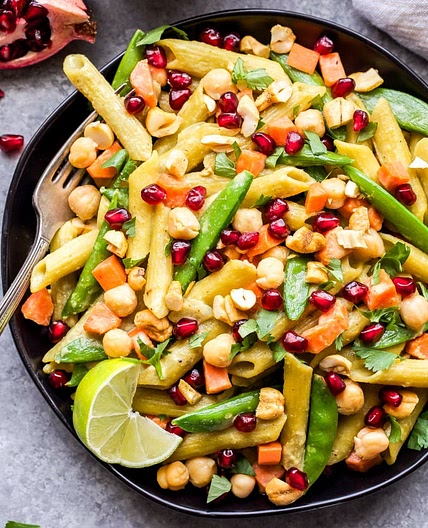 Green Curry Chickpea and Vegetable Pasta