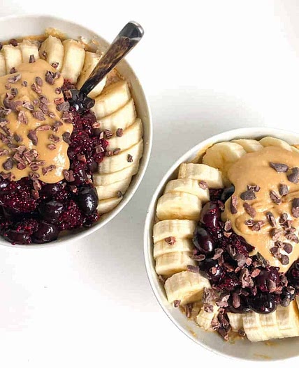 Easy Berry Oats – VEGAN