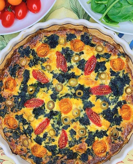 Easy Spinach and Cherry Tomato Quiche Recipe