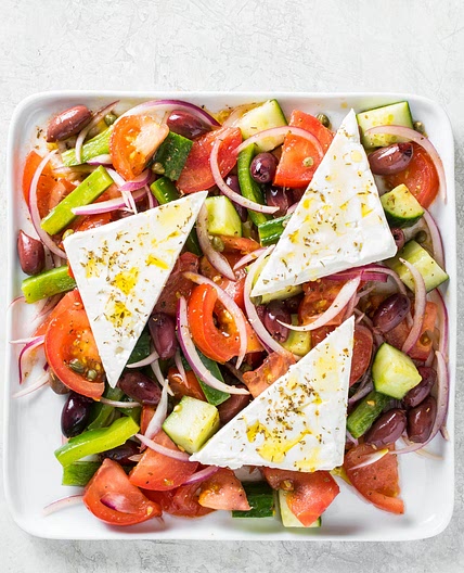 Horiatiki Salata (Hearty Greek Salad)