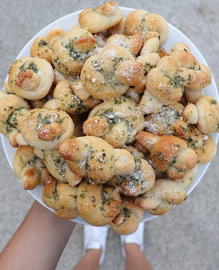Garlic Knots