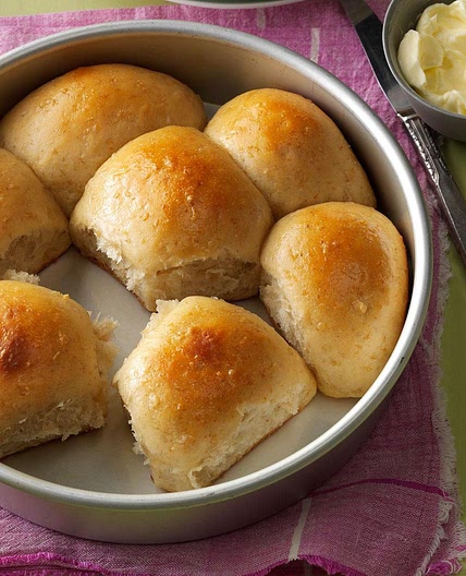 Oatmeal Dinner Rolls