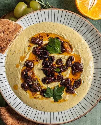 Garlicky White Bean Dip