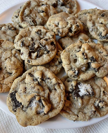 Cookies & Cream Cookies ~ Unique and Kid-Friendly Cookie Recipe