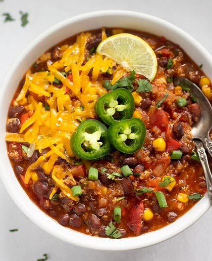 Instant Pot Vegetarian Chili with Quinoa