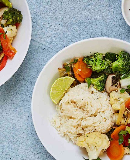 Thai Stir-Fried Vegetables With Garlic, Ginger, and Lime