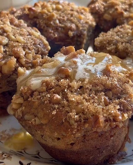 brown sugar banana nut muffins