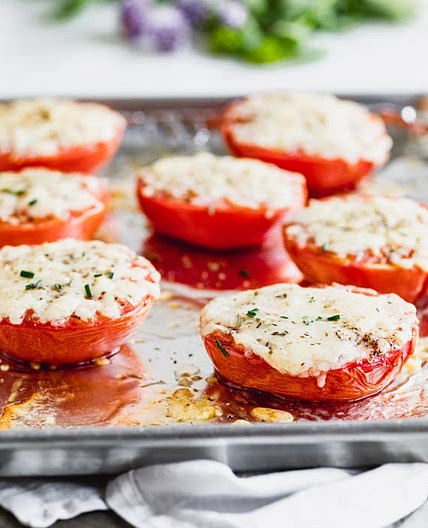 Baked Tomatoes with Cheese