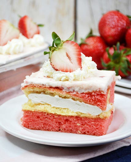 Strawberry Twinkie Cake