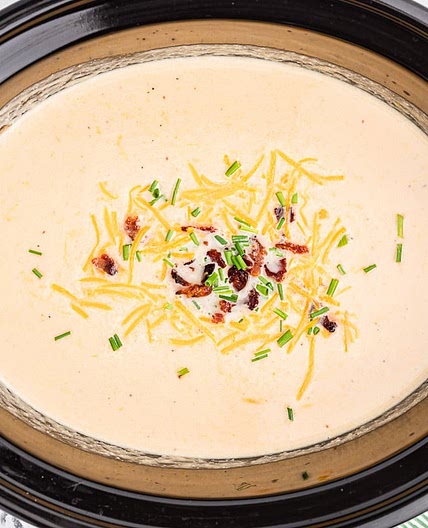 Slow Cooker Cauliflower Cheese Soup