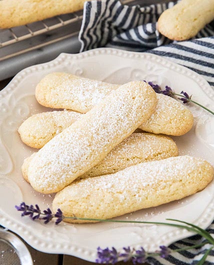 Ladyfingers (Savoiardi)