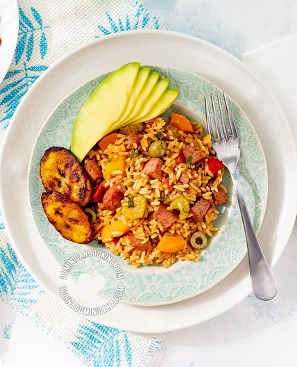 [Recipe + Video] Locrio de Salami (Rice and Dominican-Style Salami)