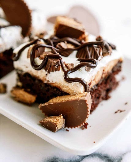 Reeseās Peanut Butter Poke Cake