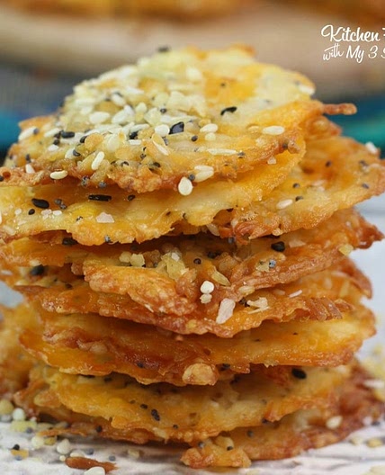 Everything Bagel Keto Cheese Chips