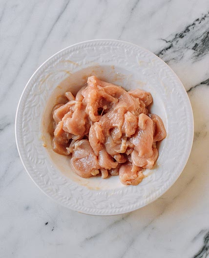 How to Velvet Chicken for Stir-Fry