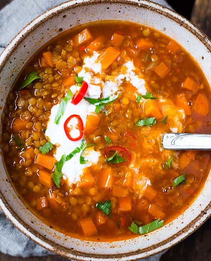 Schnelle Linsensuppe mit Ingwer und Chili