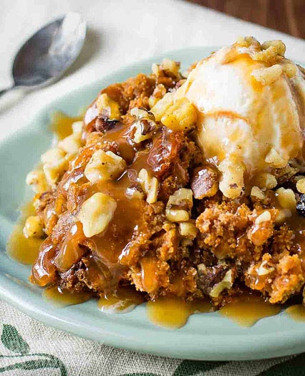 3 Ingredient Crockpot Pumpkin Dump Cake