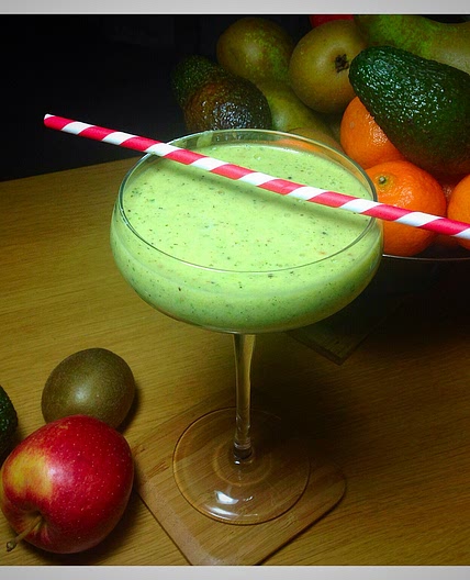 Recipe: Apple, Avocado and Ginger Smoothie